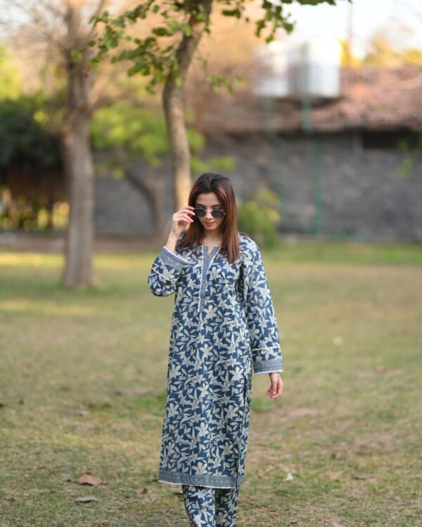 Teal Blue Floral– Zargoon Printed Lawn Suit